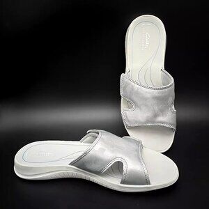 Clarks Glide Bay Metallic Silver Camo Open Toe Sandals Women's Size 12 M